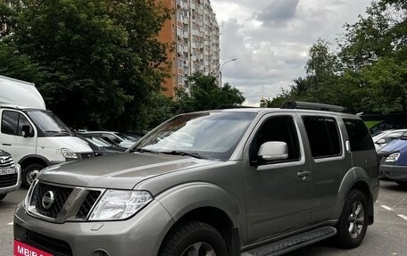 Nissan Pathfinder, 2011 год, 1 600 000 рублей, 3 фотография