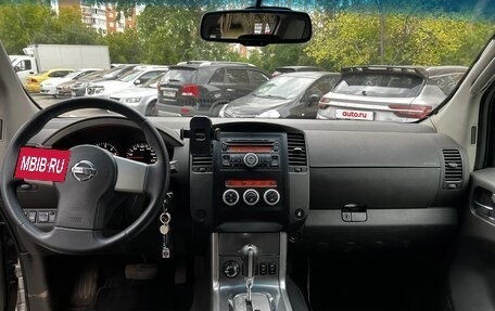 Nissan Pathfinder, 2011 год, 1 600 000 рублей, 12 фотография