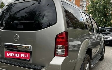 Nissan Pathfinder, 2011 год, 1 600 000 рублей, 17 фотография