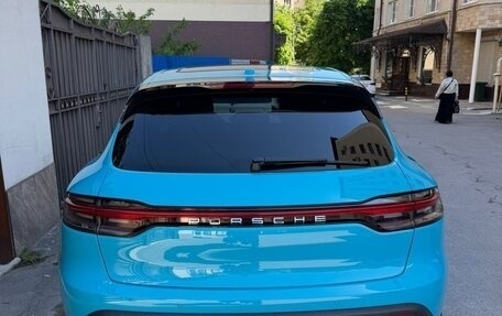 Porsche Macan I рестайлинг, 2022 год, 6 250 000 рублей, 2 фотография