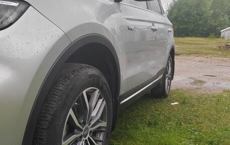 Geely Atlas, 2022 год, 1 850 000 рублей, 4 фотография