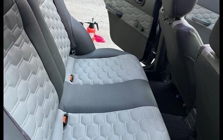 Suzuki Swift II, 2001 год, 285 000 рублей, 20 фотография