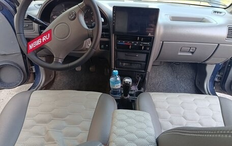 Suzuki Swift II, 2001 год, 285 000 рублей, 17 фотография