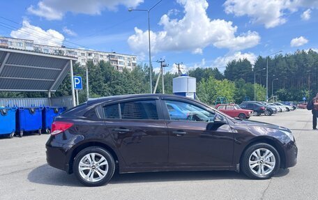 Chevrolet Cruze II, 2015 год, 850 000 рублей, 7 фотография