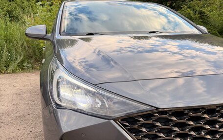 Hyundai Solaris II рестайлинг, 2021 год, 1 850 000 рублей, 4 фотография