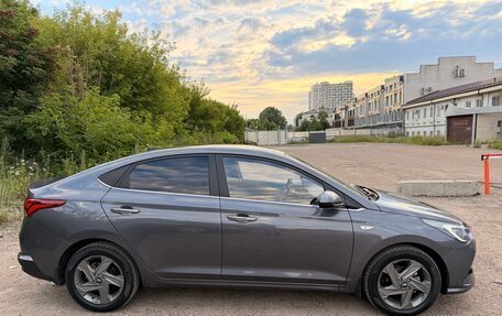 Hyundai Solaris II рестайлинг, 2021 год, 1 850 000 рублей, 7 фотография