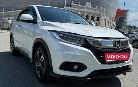 Honda Vezel, 2019 год, 1 870 000 рублей, 31 фотография