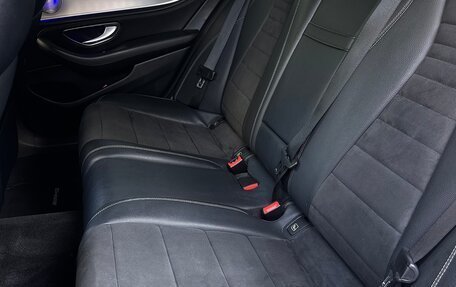 Mercedes-Benz E-Класс, 2017 год, 2 950 000 рублей, 15 фотография