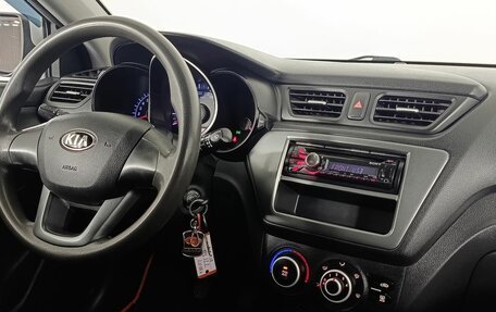 KIA Rio III рестайлинг, 2013 год, 810 000 рублей, 10 фотография