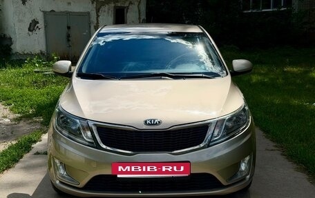 KIA Rio III рестайлинг, 2014 год, 920 000 рублей, 2 фотография