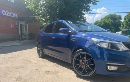 KIA Rio III рестайлинг, 2015 год, 780 000 рублей, 21 фотография