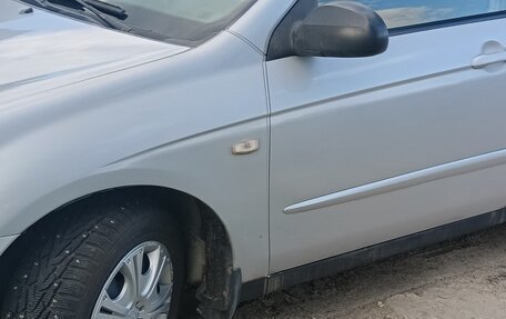 KIA Cerato I, 2005 год, 380 000 рублей, 2 фотография
