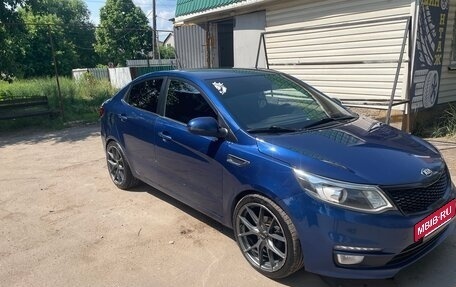 KIA Rio III рестайлинг, 2015 год, 780 000 рублей, 2 фотография