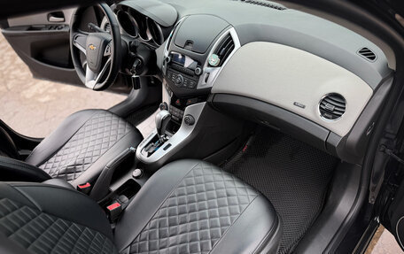 Chevrolet Cruze II, 2014 год, 800 000 рублей, 7 фотография