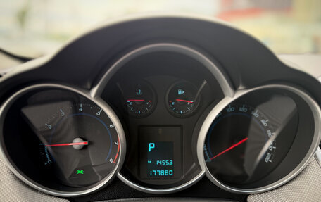 Chevrolet Cruze II, 2014 год, 800 000 рублей, 15 фотография