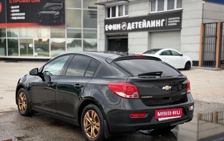 Chevrolet Cruze II, 2014 год, 800 000 рублей, 4 фотография