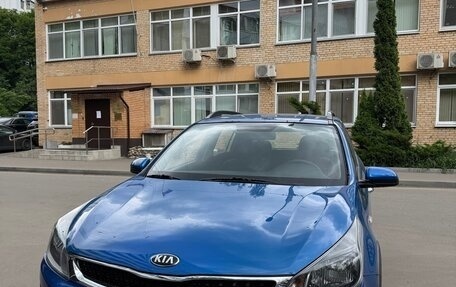 KIA Rio IV, 2019 год, 880 000 рублей, 1 фотография