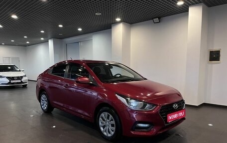 Hyundai Solaris II рестайлинг, 2018 год, 1 025 000 рублей, 1 фотография