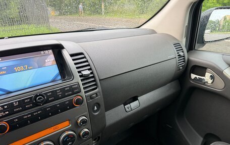 Nissan Pathfinder, 2007 год, 900 000 рублей, 14 фотография