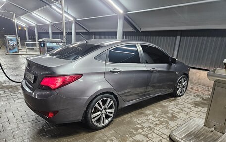 Hyundai Solaris II рестайлинг, 2016 год, 845 000 рублей, 2 фотография