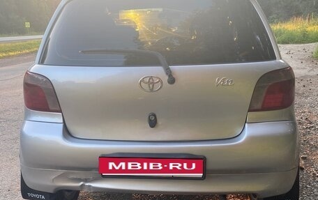 Toyota Vitz, 2001 год, 270 000 рублей, 6 фотография