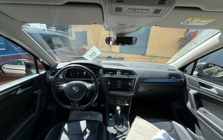 Volkswagen Tiguan II, 2019 год, 2 399 000 рублей, 14 фотография