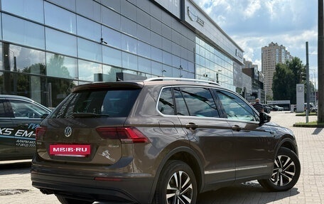 Volkswagen Tiguan II, 2019 год, 2 399 000 рублей, 4 фотография