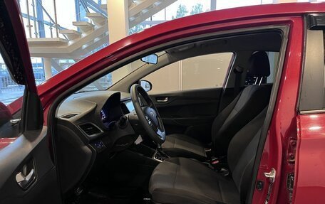 Hyundai Solaris II рестайлинг, 2018 год, 1 025 000 рублей, 14 фотография