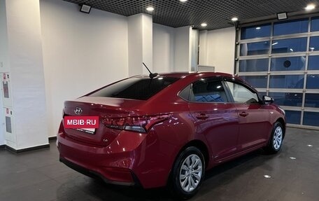 Hyundai Solaris II рестайлинг, 2018 год, 1 025 000 рублей, 3 фотография