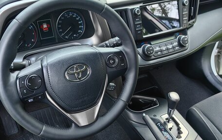 Toyota RAV4, 2016 год, 2 350 000 рублей, 8 фотография
