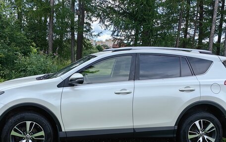 Toyota RAV4, 2016 год, 2 350 000 рублей, 7 фотография