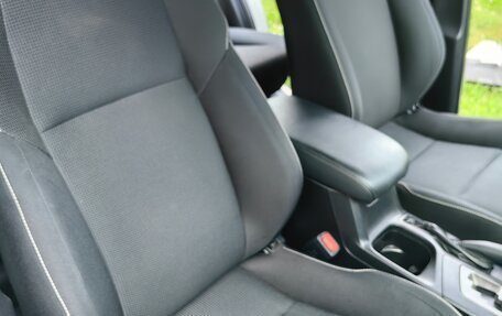 Toyota RAV4, 2016 год, 2 350 000 рублей, 10 фотография