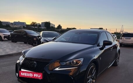 Lexus IS III, 2020 год, 4 000 000 рублей, 2 фотография