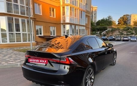 Lexus IS III, 2020 год, 4 000 000 рублей, 3 фотография