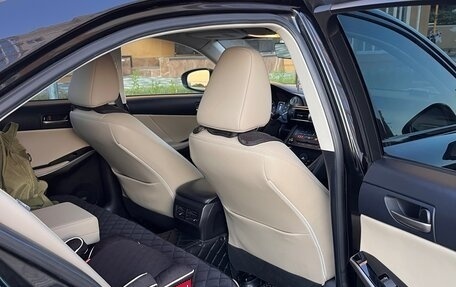 Lexus IS III, 2020 год, 4 000 000 рублей, 13 фотография