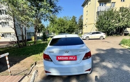 Hyundai Solaris II рестайлинг, 2015 год, 890 000 рублей, 7 фотография