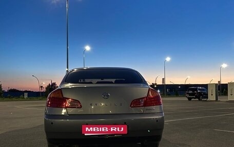 Nissan Skyline, 2003 год, 450 000 рублей, 4 фотография
