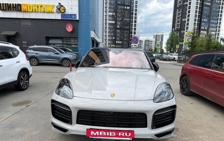 Porsche Cayenne III, 2021 год, 9 800 000 рублей, 2 фотография