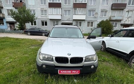 BMW X3, 2004 год, 700 000 рублей, 1 фотография