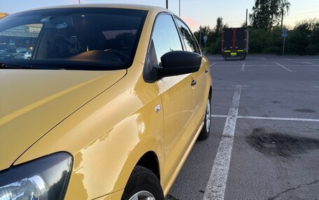 Volkswagen Polo VI (EU Market), 2017 год, 900 000 рублей, 10 фотография