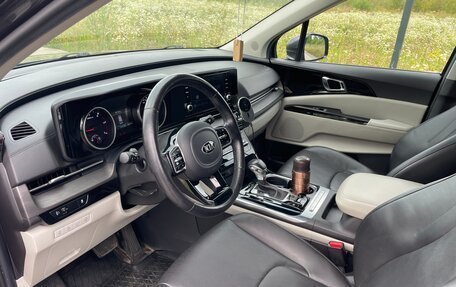 KIA Carnival, 2021 год, 4 050 000 рублей, 21 фотография