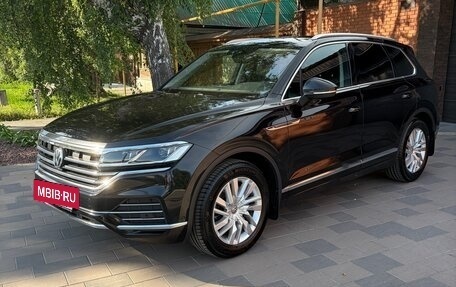 Volkswagen Touareg III, 2019 год, 5 099 000 рублей, 2 фотография