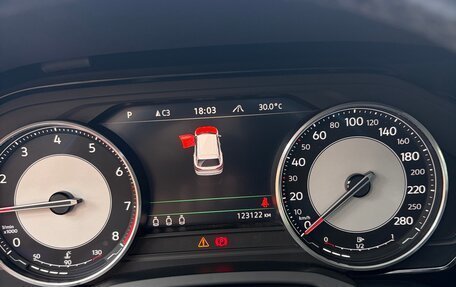 Volkswagen Touareg III, 2019 год, 5 099 000 рублей, 10 фотография