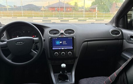 Ford Focus II рестайлинг, 2005 год, 280 000 рублей, 3 фотография