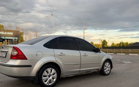 Ford Focus II рестайлинг, 2005 год, 280 000 рублей, 17 фотография
