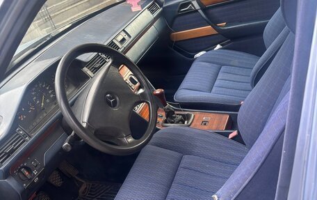 Mercedes-Benz W124, 1991 год, 270 000 рублей, 5 фотография