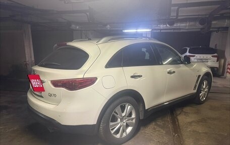 Infiniti QX70, 2017 год, 3 300 000 рублей, 6 фотография