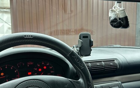 Audi A4, 1998 год, 300 000 рублей, 6 фотография