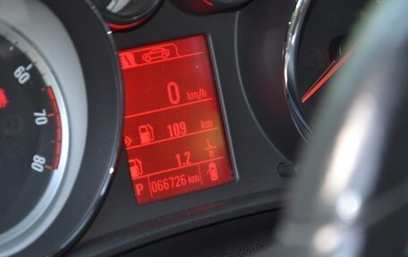 Opel Astra J, 2013 год, 1 230 000 рублей, 14 фотография