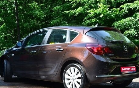 Opel Astra J, 2013 год, 1 230 000 рублей, 1 фотография